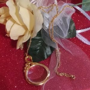 Sale $7. 31in. Chain with magnifier on the bottom